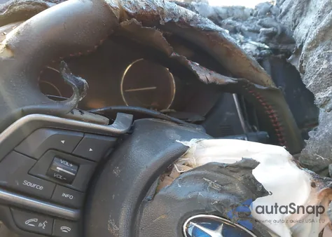 2021 Subaru Impreza Sport из США, поврежденный, VIN 4S3GKAM62M3603274